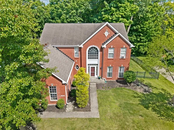 2942 Whispering Pnes, Dayton, OH 45431