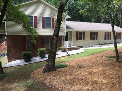 1145 Old Shirley Rd, Central, SC, 29630