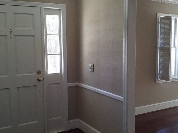 Front entry foyer
