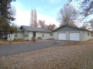 2833 Summers Ln, Klamath Falls, OR 97603