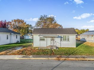 834 Maple St, Tipton, IN 46072