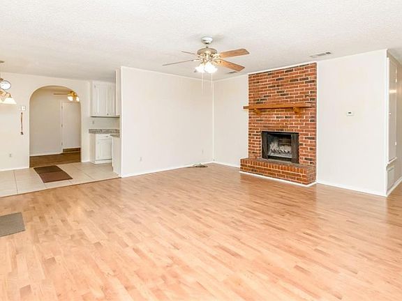 4th image of 5812 Fern Valley Rd