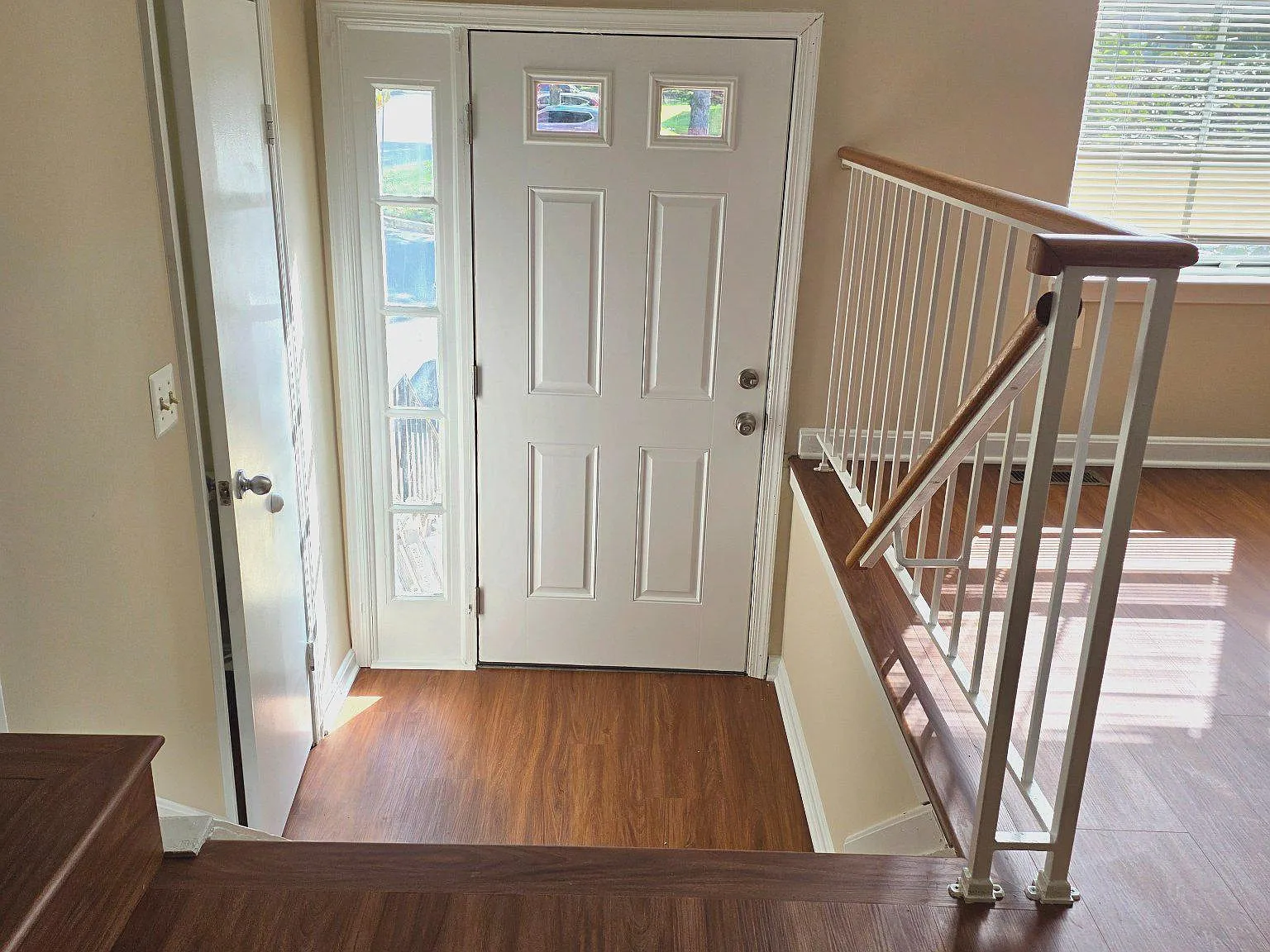 4 bed, 3.5 bath, 1630 sqft, $3,200 — Photo 2