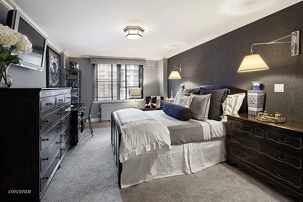 Sold by Corcoran | media 4