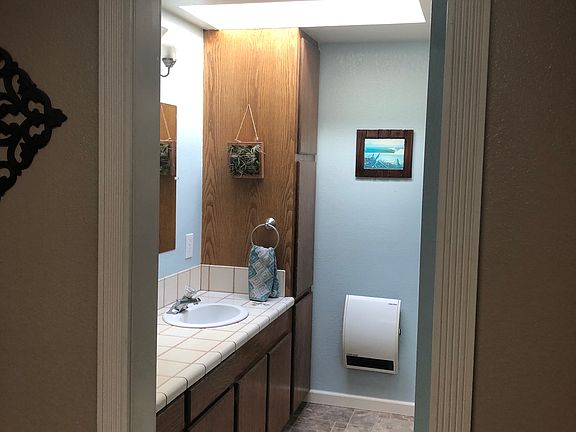 2nd image of 2246 Home Dr