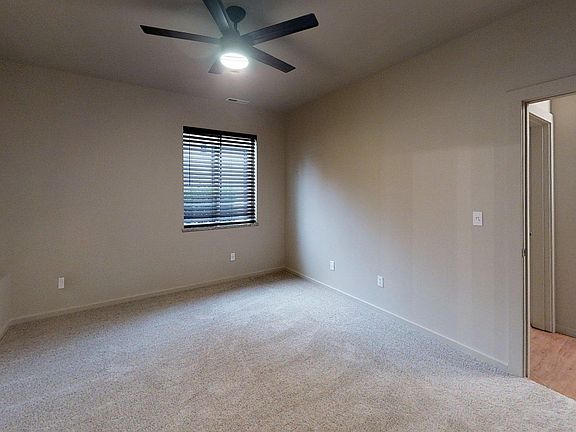 2nd image of 5264 NE 121st Ave #107