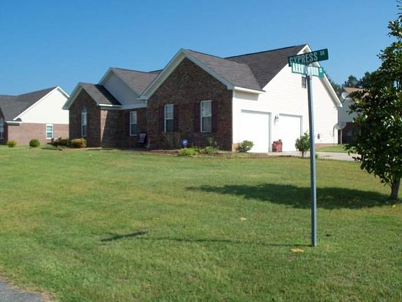 2nd image of 101 Arrowwood Ct
