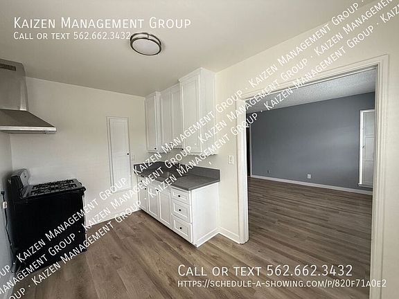4th image of 160 W Hillcrest Blvd APT C