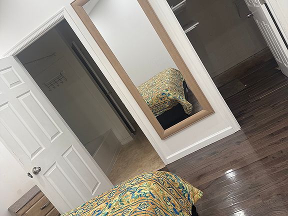 5th image of 502 Saint Thomas Dr