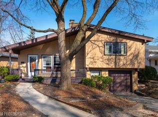 1117 S Leslie Ln, Villa Park, IL 60181