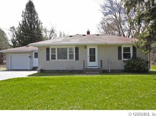 2935 English Rd, Rochester, NY 14616