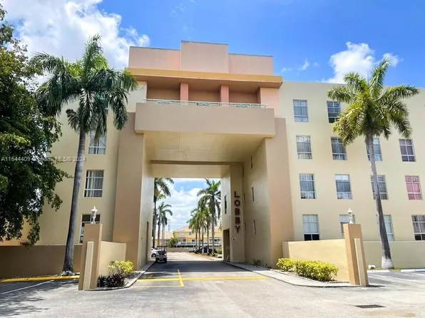 7420 W 20th Ave APT 355, Hialeah, FL 33016
