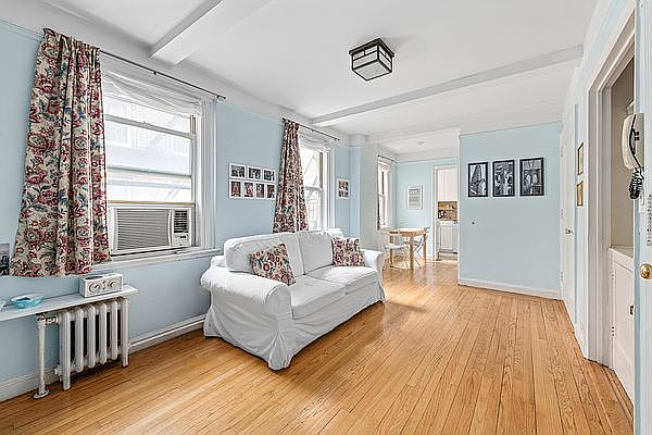 1st image of 321 E 43rd St APT 803