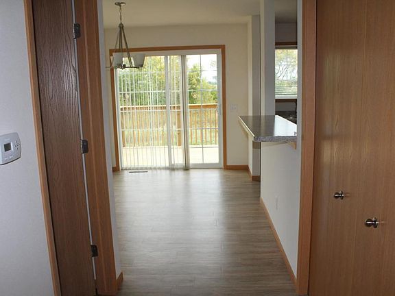 5th image of 2927 Kentville Dr