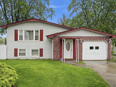 7055 Van Buren St, Merrillville, IN, 46410