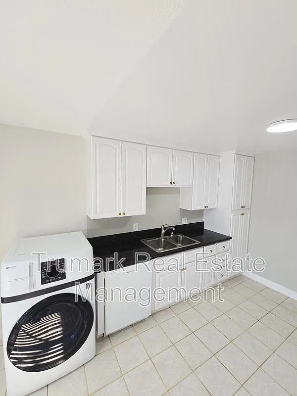 2 bed, 1.0 bath, 800 sqft, $2,595 — Photo 4