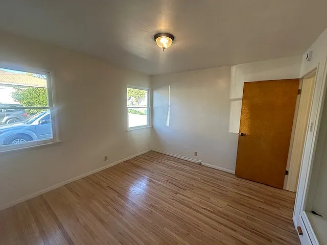 303 Lynn Dr — Photo 13