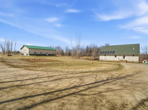 N5115 Meadowlark Ln, Shawano, WI 54166