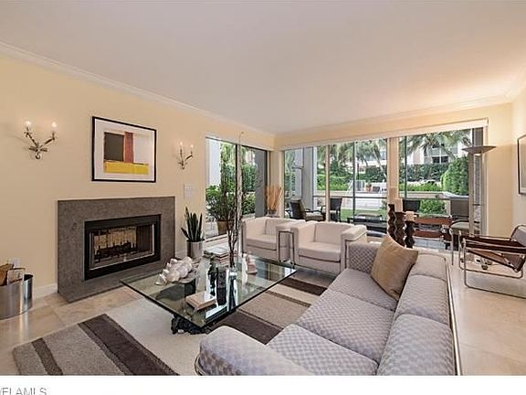 3rd image of 7079 Pelican Bay Blvd