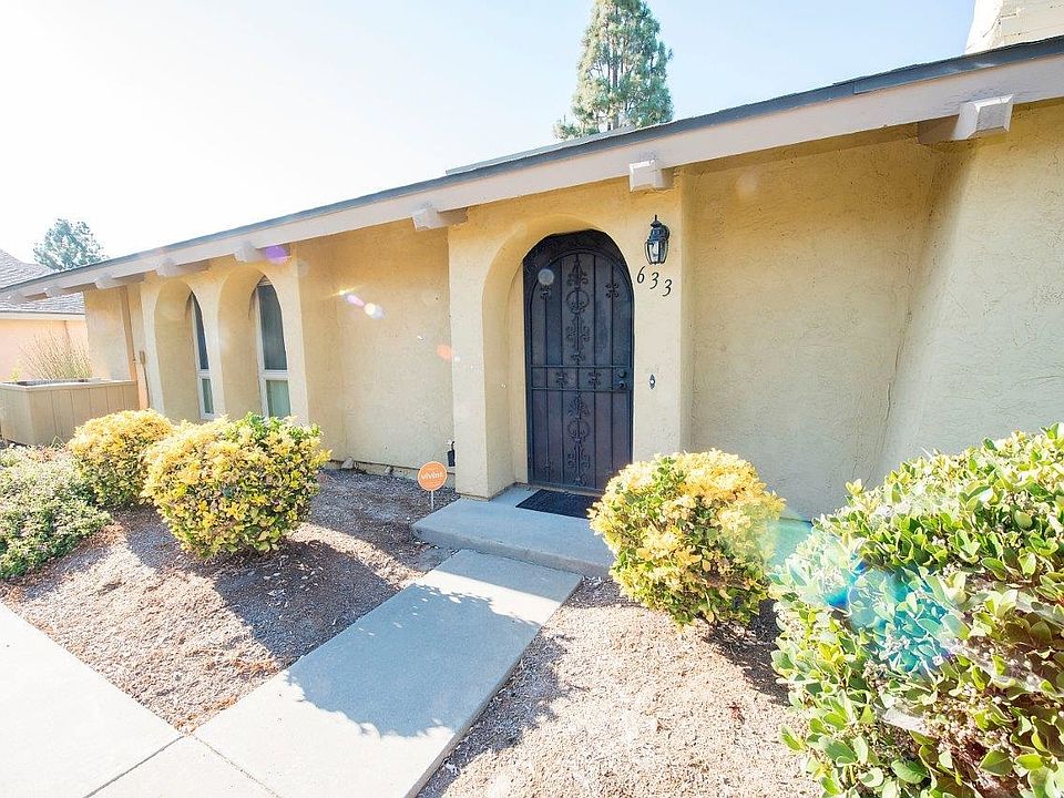 1st image of 633 Kumquat Way
