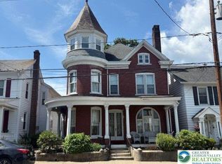 314 2nd St, Slatington, PA 18080