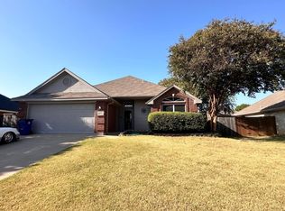 613 Arbor Ln, Burleson, TX 76028