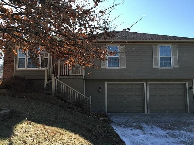 1st image of 2112 NE Wyndham Pl