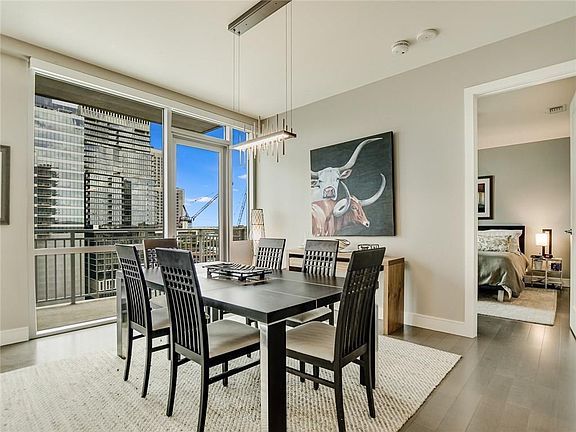 3rd image of 222 West Ave Unit 1513