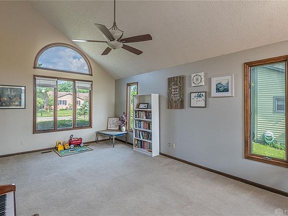 5th image of 436 Lindell Dr