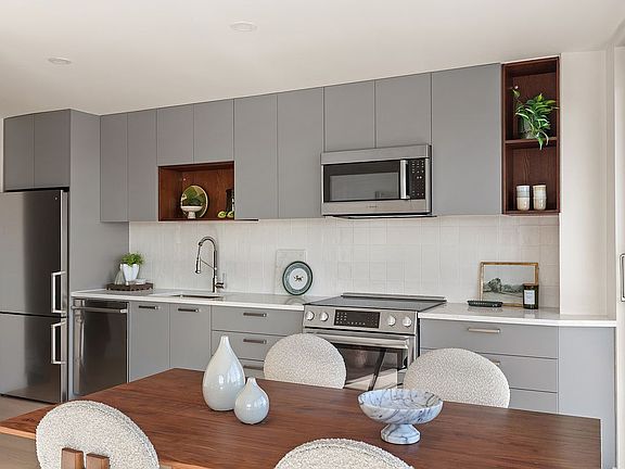 2nd image of 30 Bushwick Ave #8A