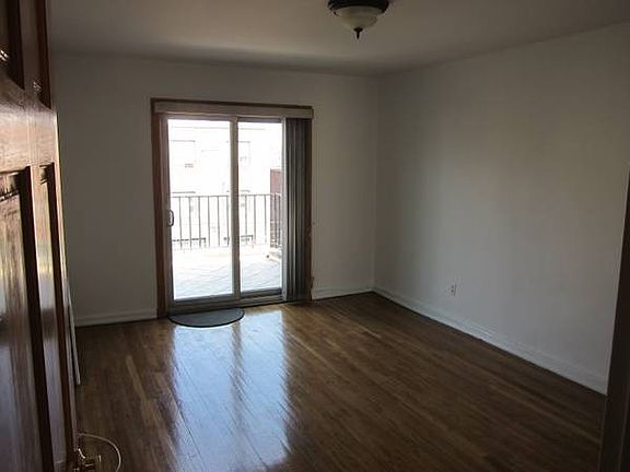2nd image of 2028 37th St #1