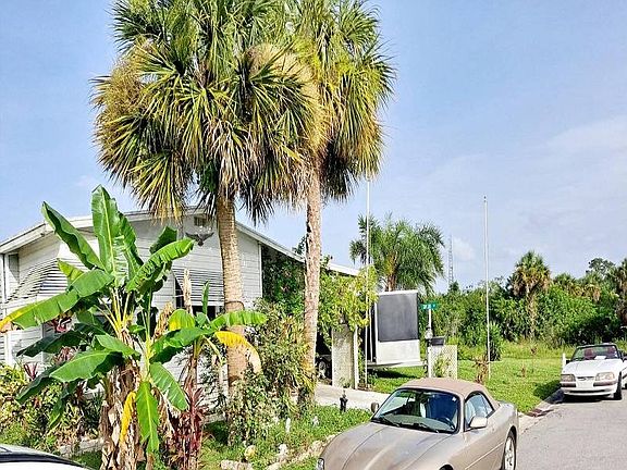 5th image of 1405 82nd Ave Lot 285