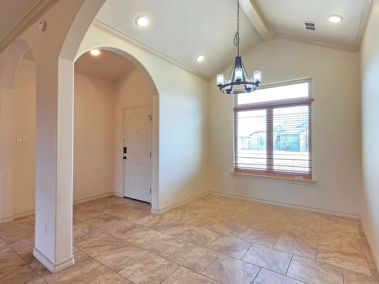 5234 Kemper St — Photo 5
