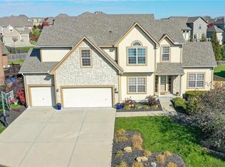 2200 NE 109th St, Kansas City, MO 64155