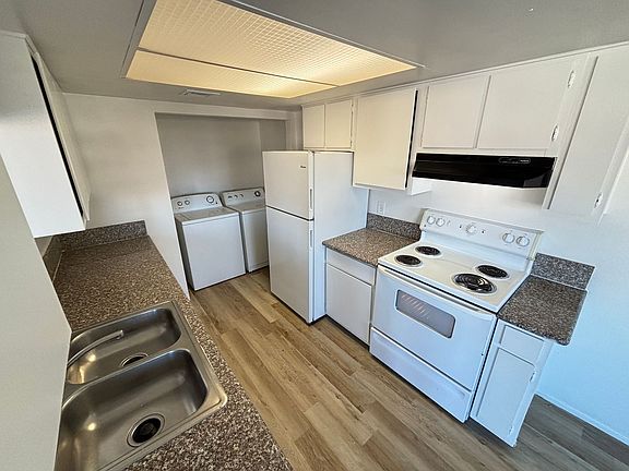 3rd image of 6991 Kepler Dr APT C