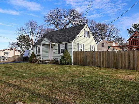 3rd image of 88 Calderwood Dr