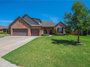 15312 Meadow Vista Dr, Edmond, OK 73013