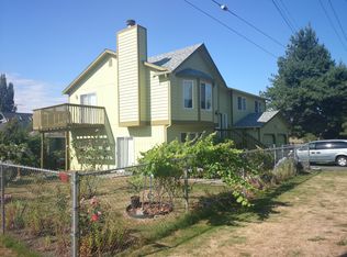 9257 Palatine Ave N, Seattle, WA 98103