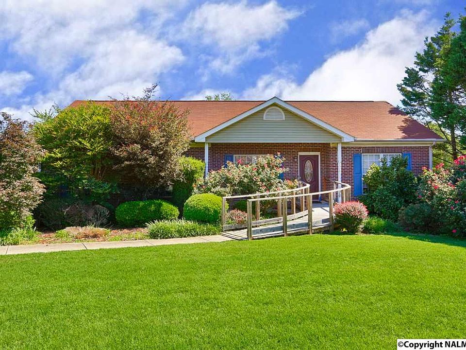1st image of 118 Medicine Bend Dr