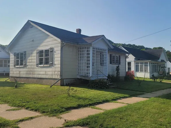 419 South Sheldon Street, Richland Center, WI 53581