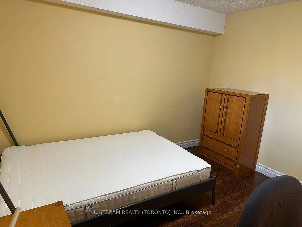 1 bed, $1,100 — Photo 4