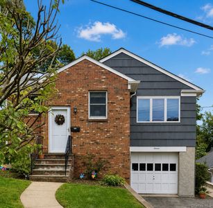 11 Dearborn Street, New Rochelle, NY, 10801