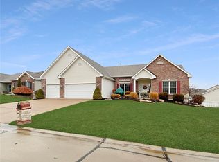 1903 Brothers Ct, Saint Peters, MO 63376