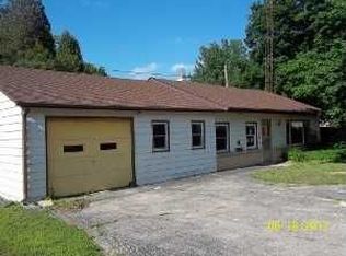 586 N Appleton Rd, Belvidere, IL 61008