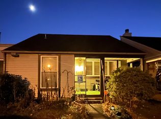 6 Marlborough Ct, New Castle, DE 19720
