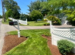 106 Providence St, Mendon, MA 01756
