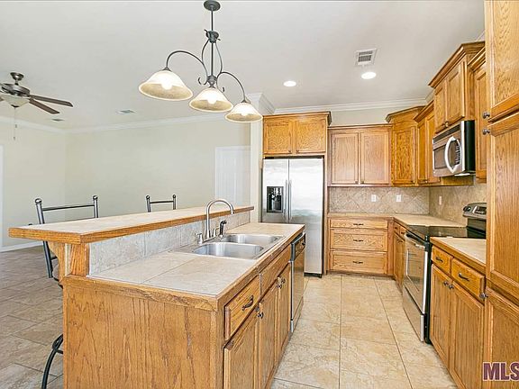 4th image of 40295 Creek Bend Dr