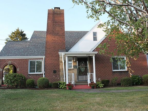2nd image of 2508 Raymond Ave