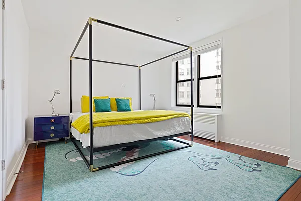 Sold by Christie's International Real Estate Group, LLC | media 19