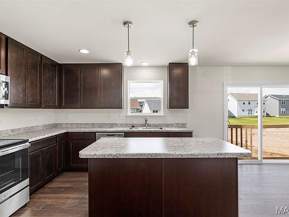 7th image of this home